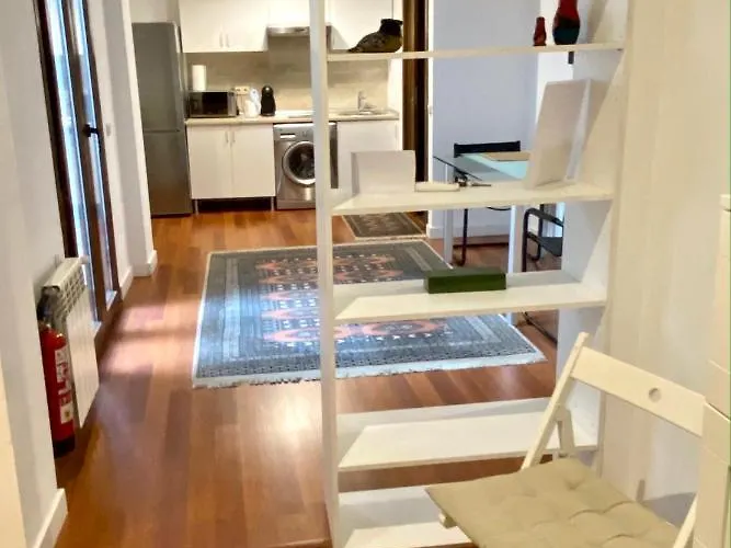 埃斯皮内尔游人公寓 *