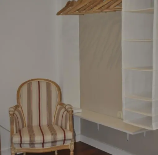 埃斯皮内尔游人公寓 *