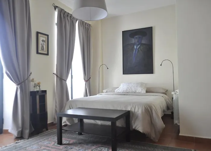 埃斯皮内尔游人公寓 *