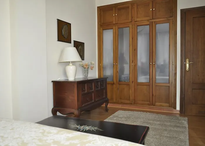 埃斯皮内尔游人公寓 龙达