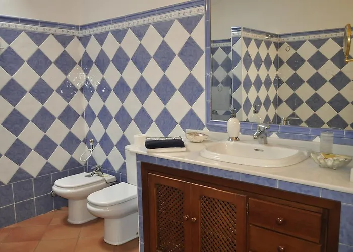 Turísticos Espinel * Ronda